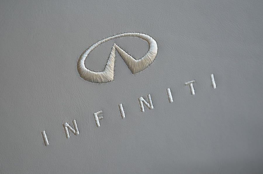  Infiniti QX56 2013 года  (фото 7 из 39)